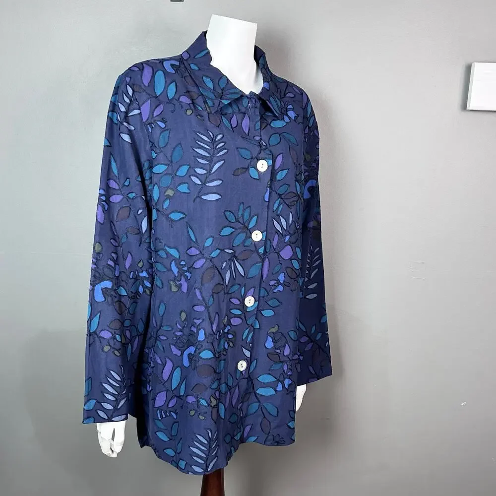 Chico's Design top Size XL Oversized relaxed art to wear embroidery nature silk
